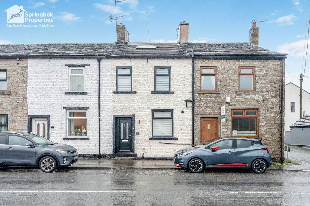 Property photo 1 of 11 Front View