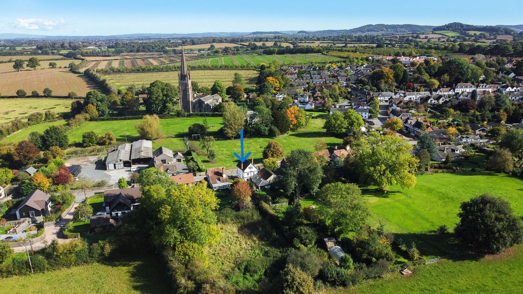 Property photo 1 of 28