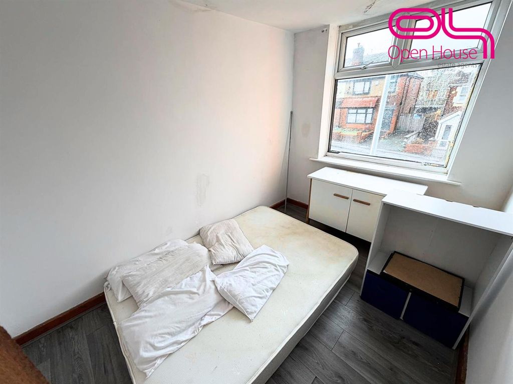 Property photo 3 of 9 Untitled Design (3).Png