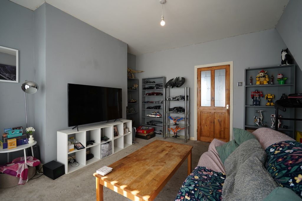 Property photo 2 of 12 Dsc04422