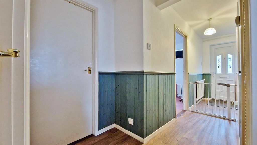 Property photo 3 of 13 Hallway