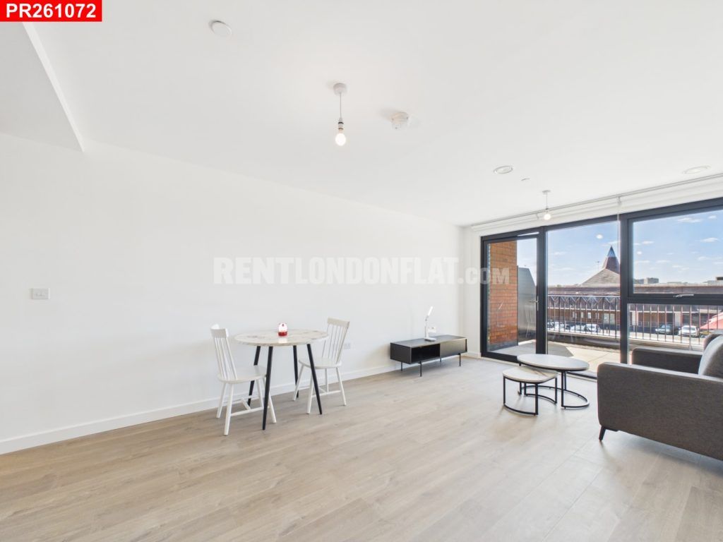 Property photo 3 of 10