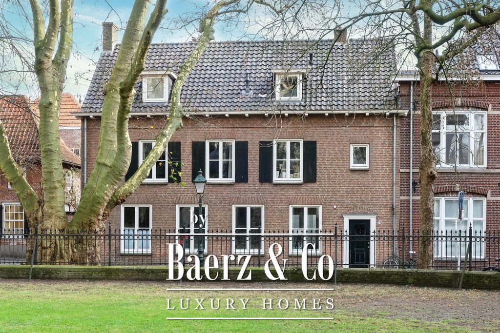 Property photo 1 of 39