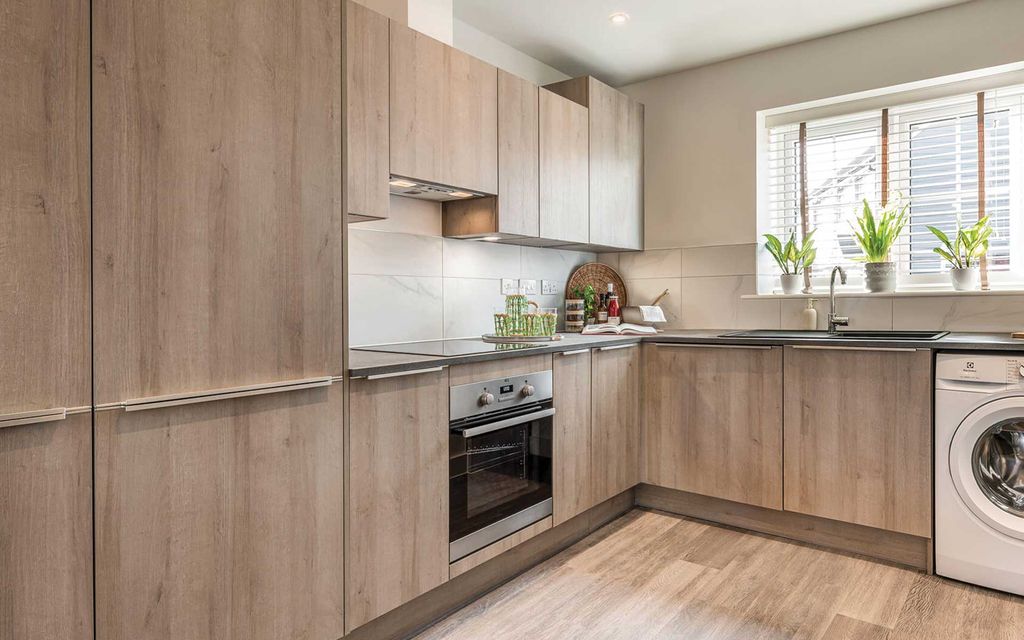 Property photo 2 of 12