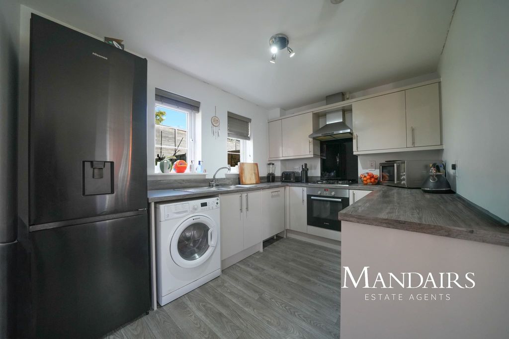 Property photo 1 of 20