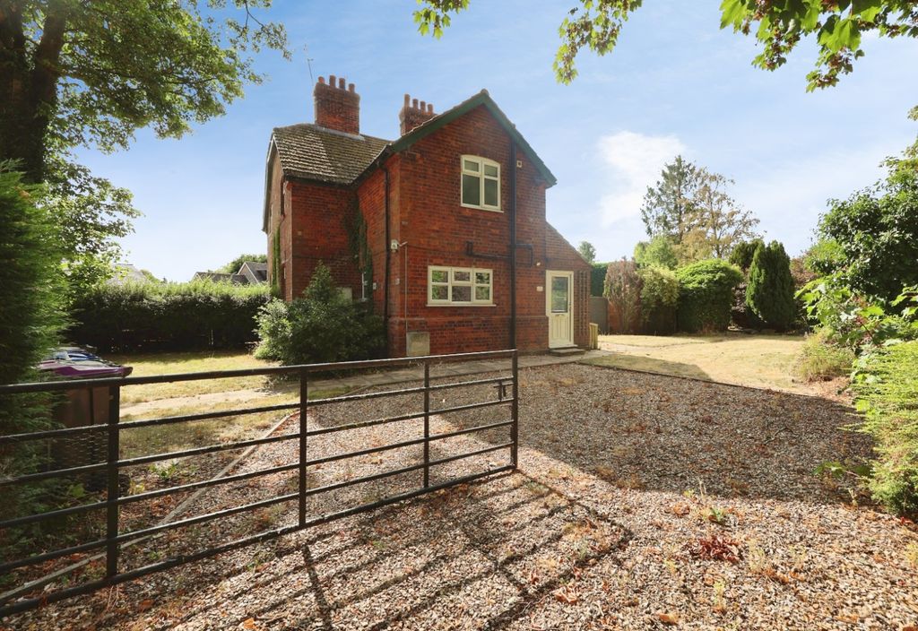 Property photo 1 of 15 5421000