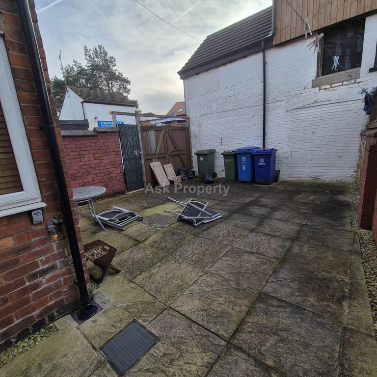 Property photo 3 of 4