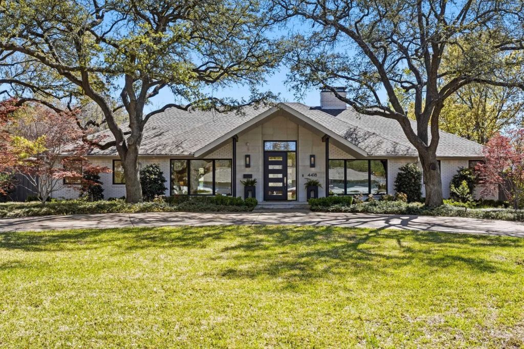 Property photo 1 of 31