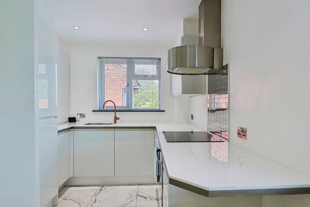 Property photo 2 of 13 Kitchen