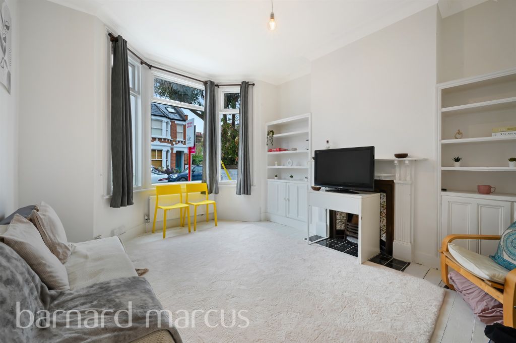 Property photo 3 of 12