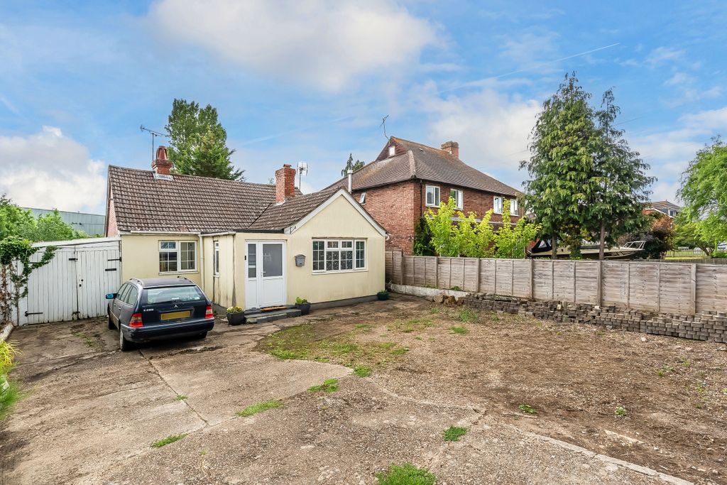 Property photo 1 of 27 1