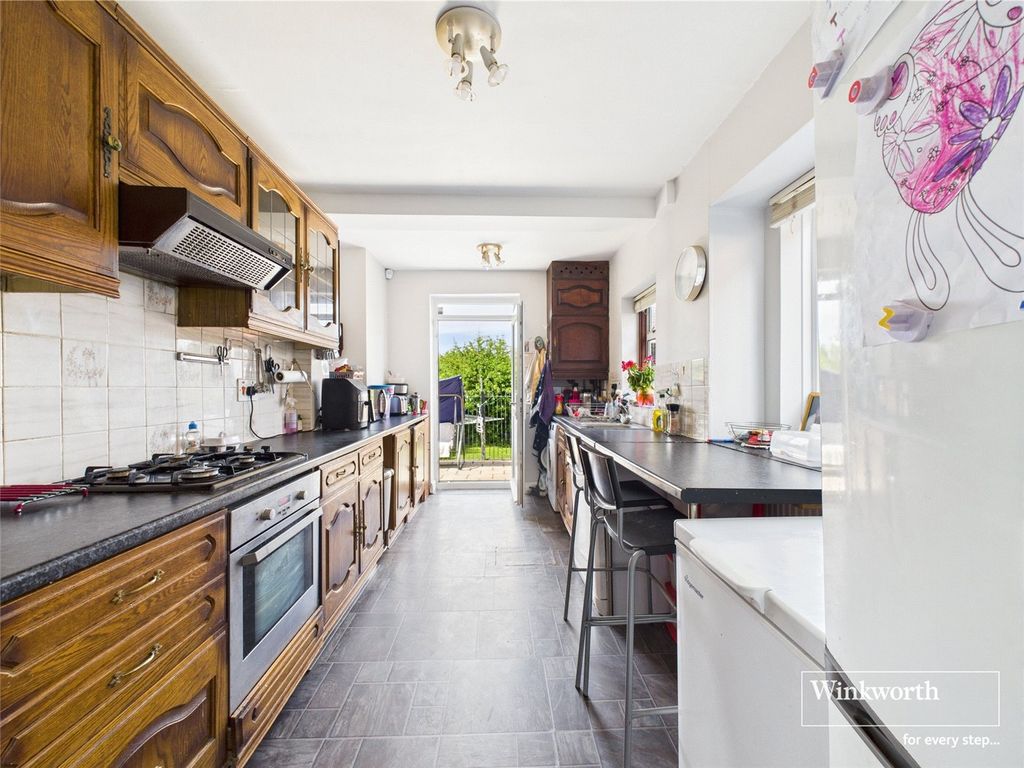 Property photo 1 of 12 Kitchen