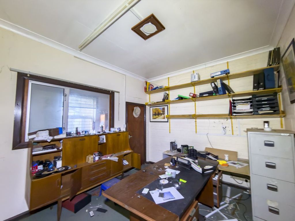 Property photo 2 of 10 Image 2