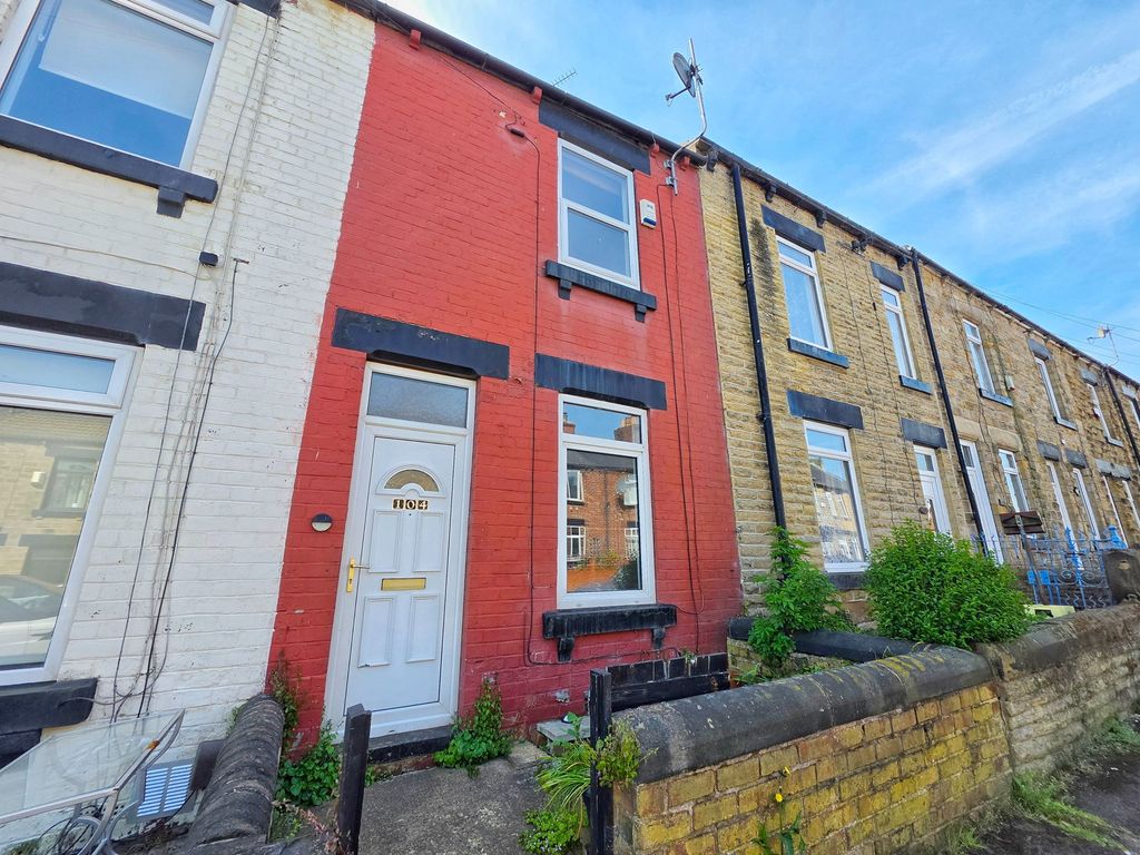 Property photo 1 of 12