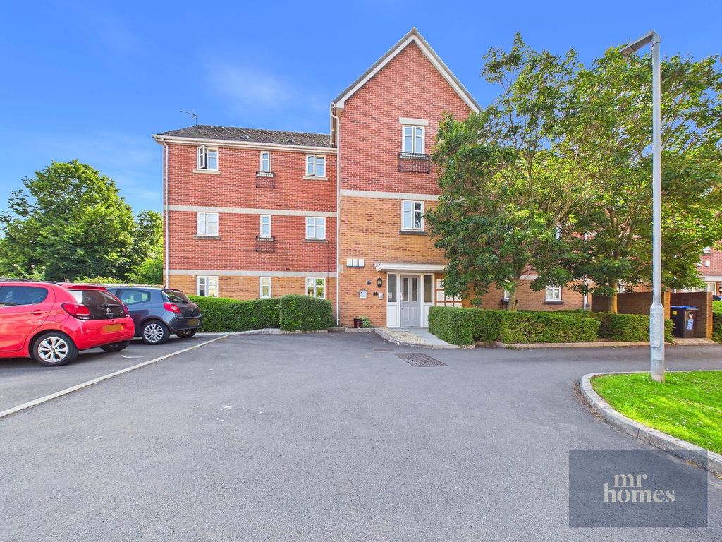 Property photo 2 of 38
