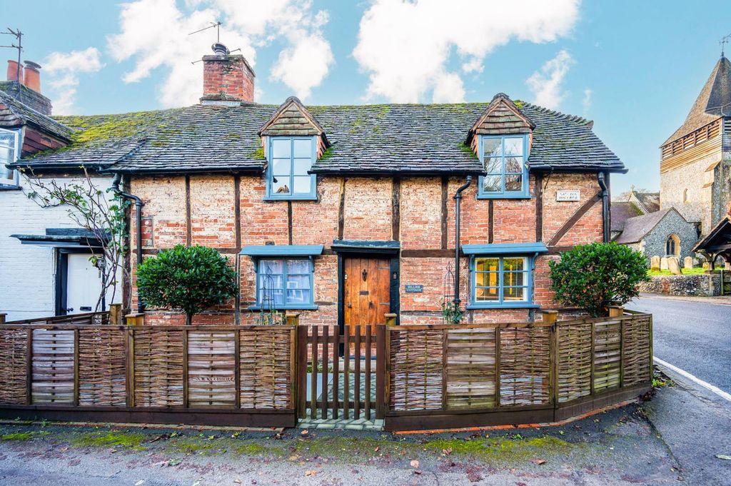 Property photo 2 of 29