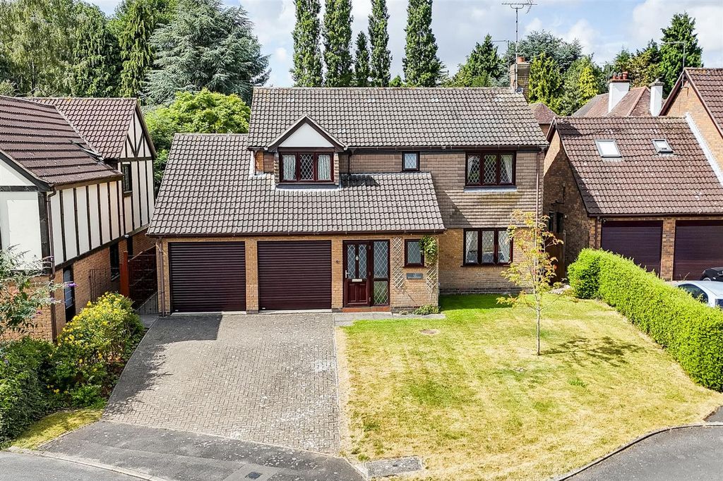 Property photo 1 of 31