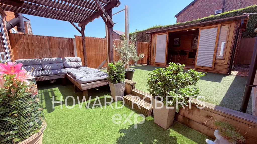 Property photo 1 of 23