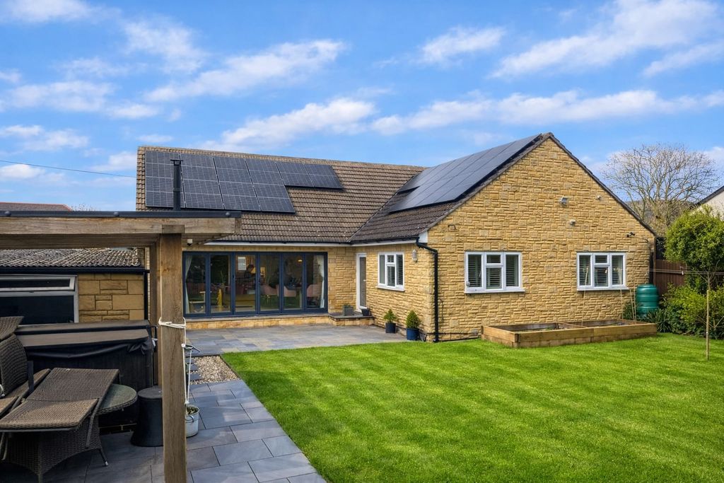 Property photo 1 of 25 Rear Aspect