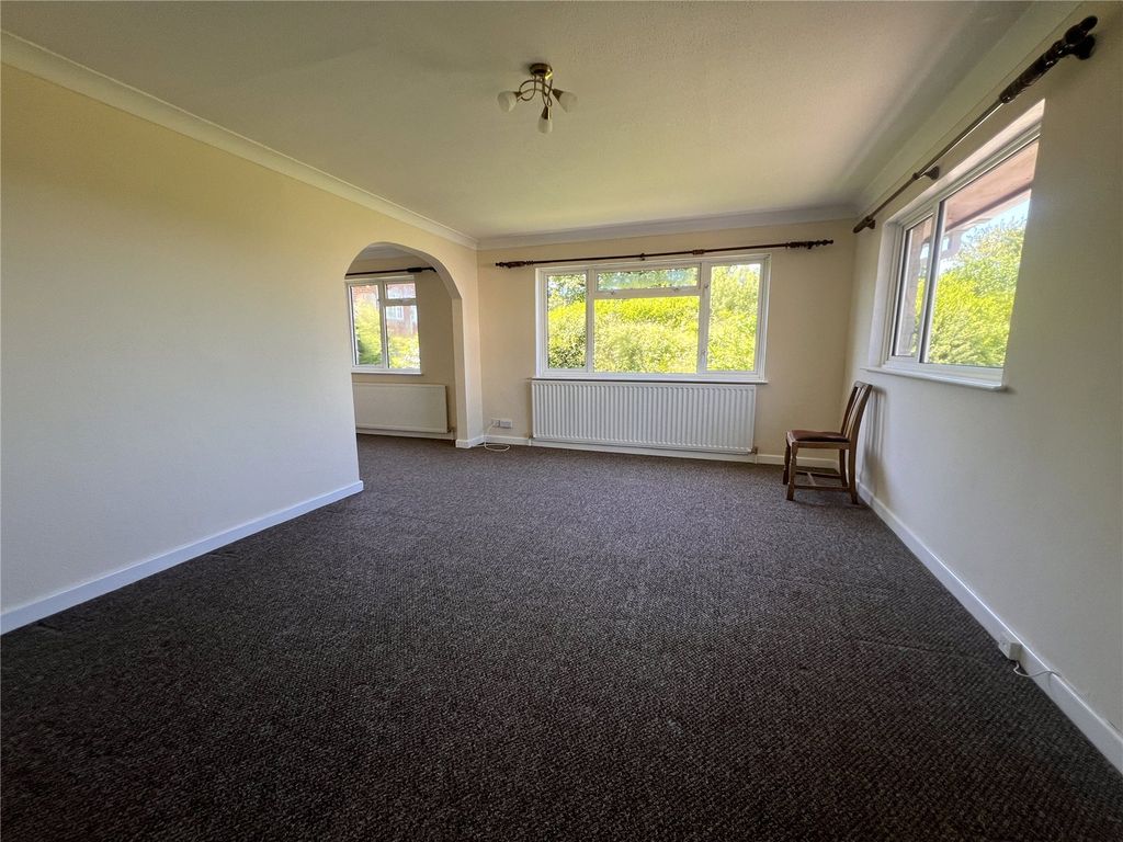 Property photo 3 of 15 Picture No. 11