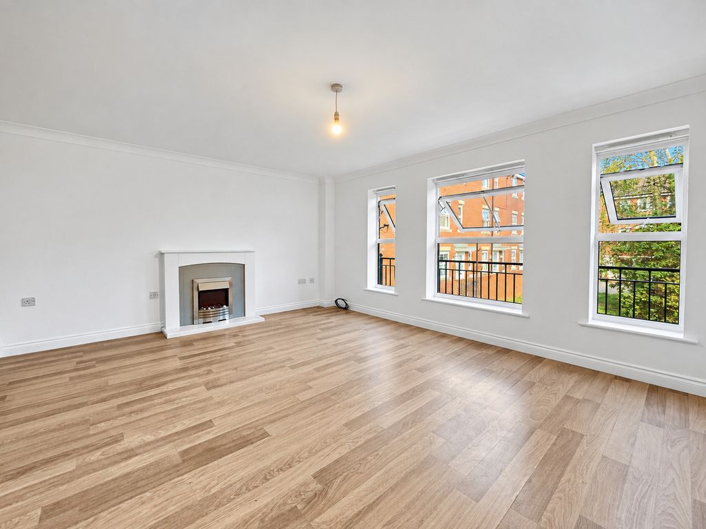 Property photo 2 of 22