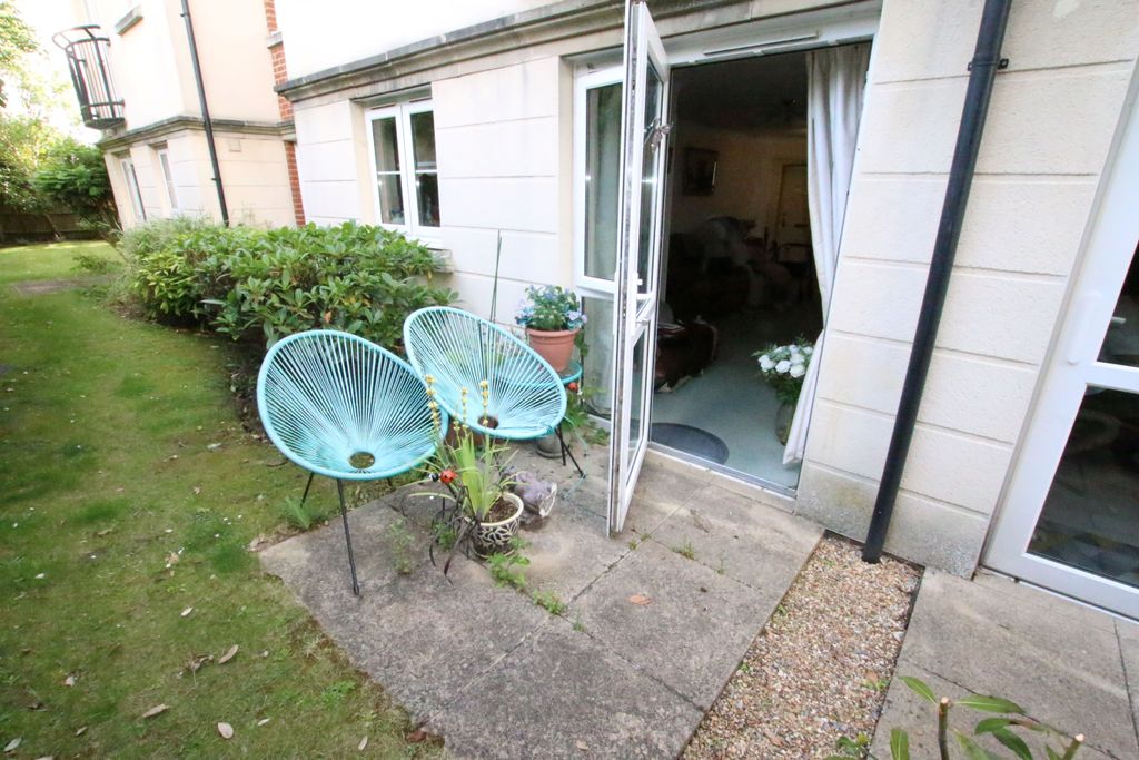 Property photo 3 of 6