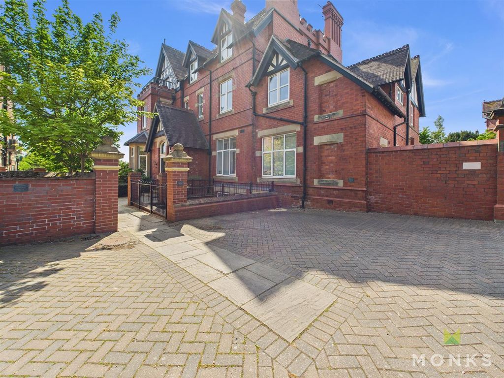 Property photo 1 of 20 Cam01520G0-Pr0183-Still030.Jpg