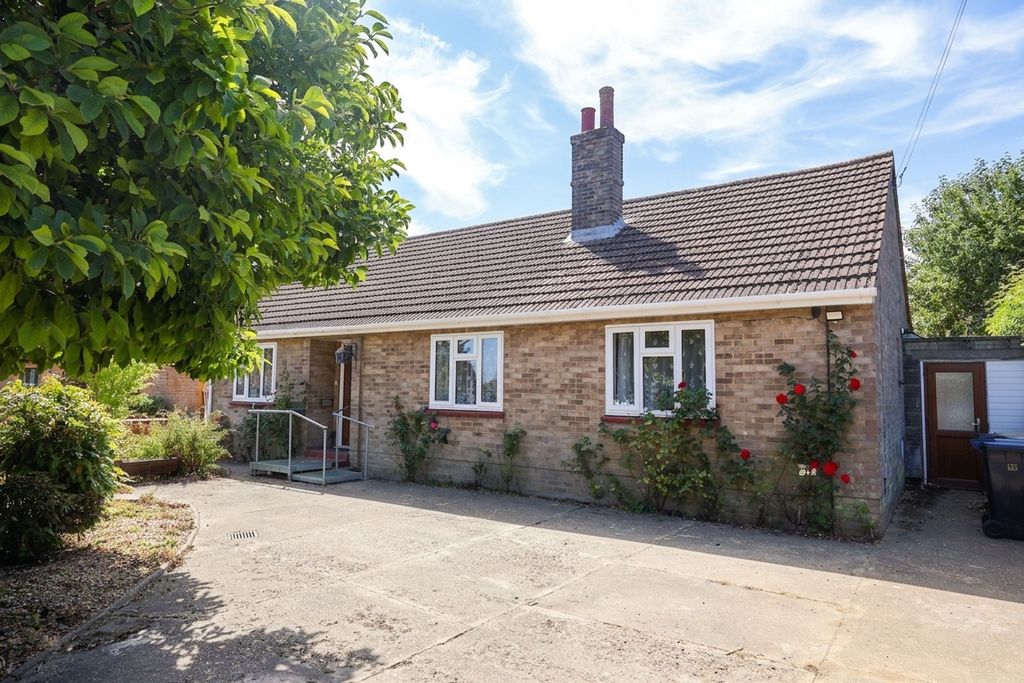 Property photo 1 of 12