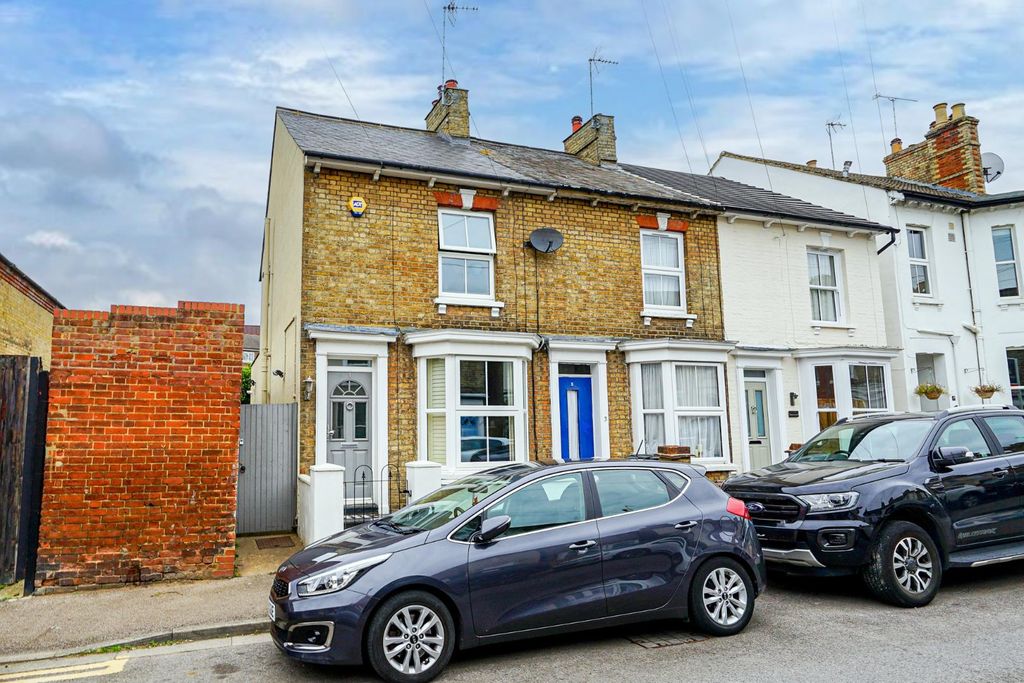 Property photo 1 of 25