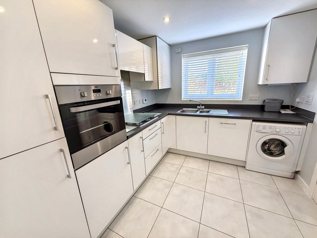 Property photo 2 of 20 Img_3810