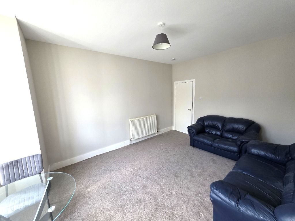 Property photo 2 of 11 Photo 2