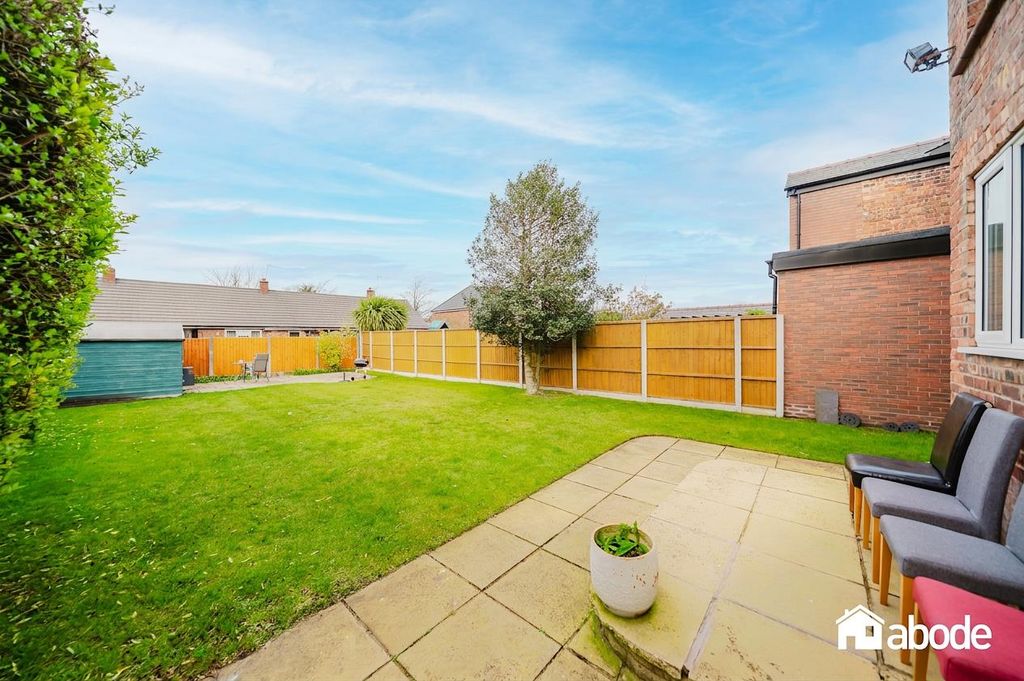 Property photo 2 of 30