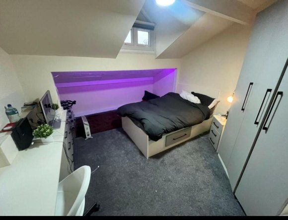 Property photo 3 of 9 8648777.Jpg