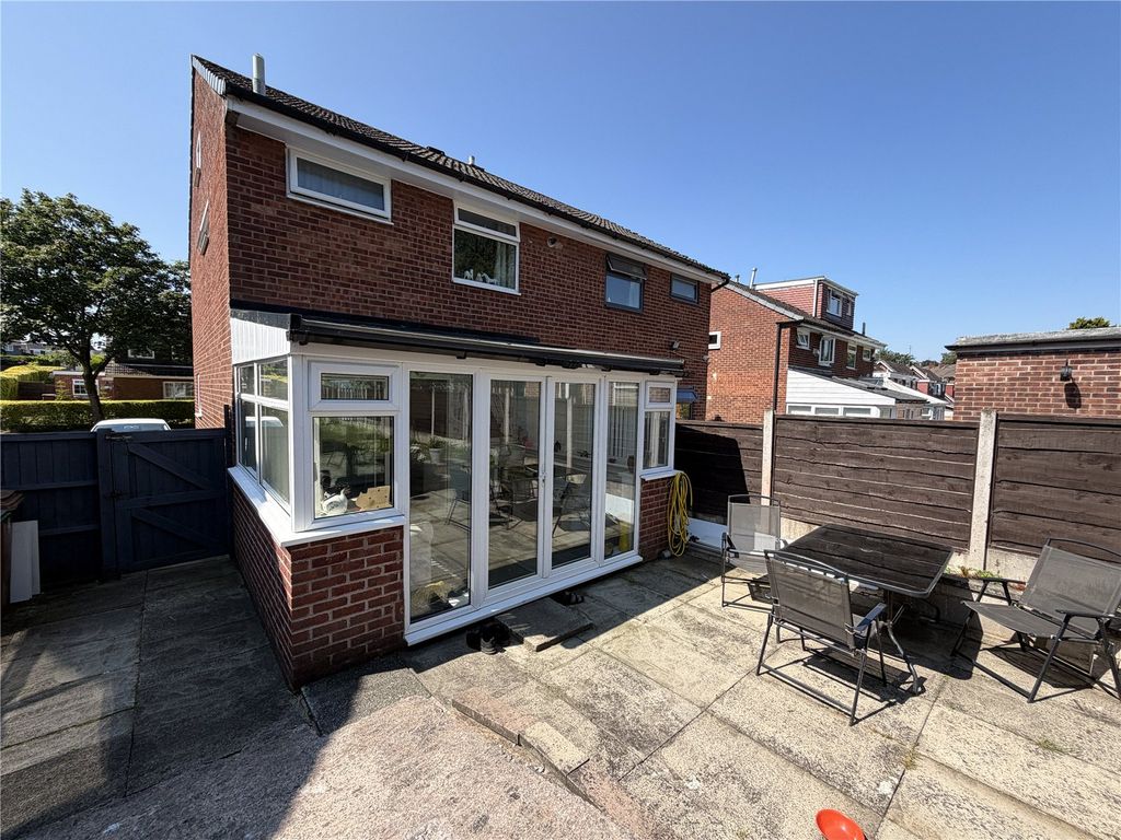 Property photo 2 of 19 Picture No. 03
