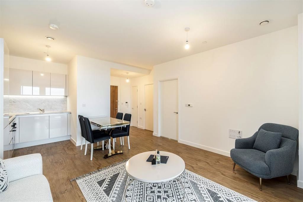 Property photo 3 of 7