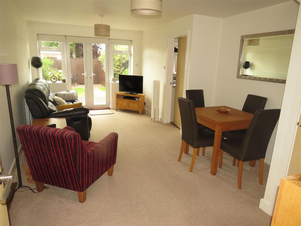 Property photo 2 of 15 Img_2060.Jpg