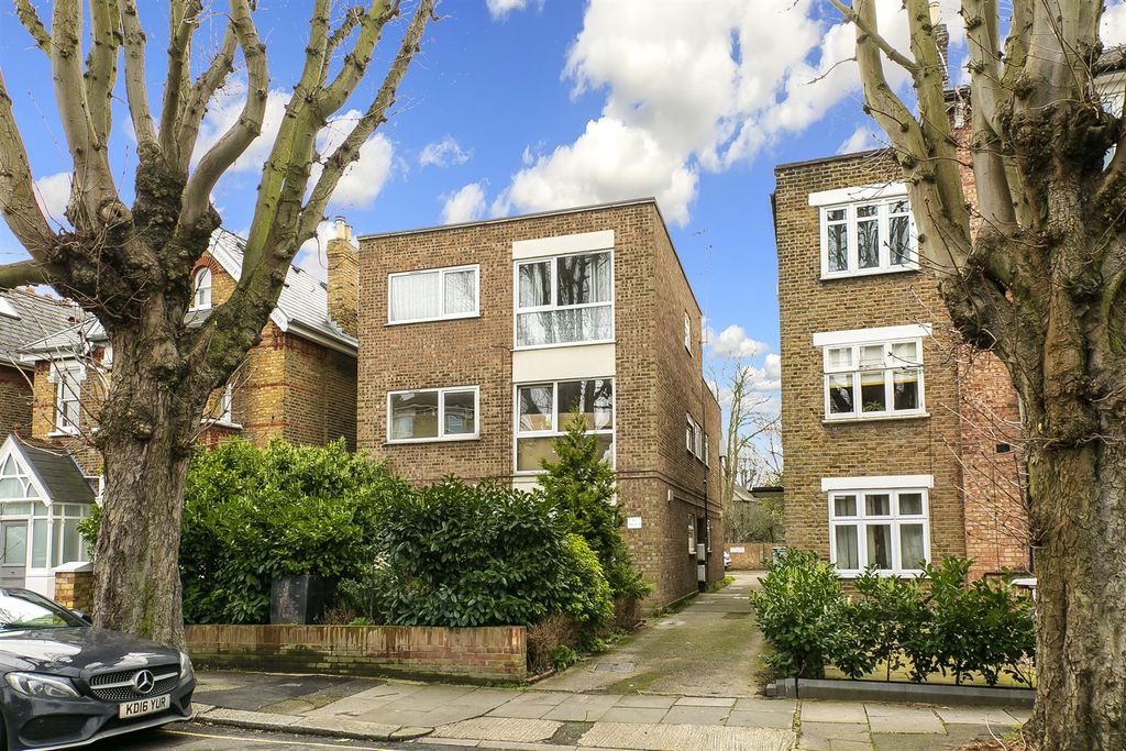 Property photo 1 of 9 1, 42A Grosvenor Road-07 - Lr.Jpg