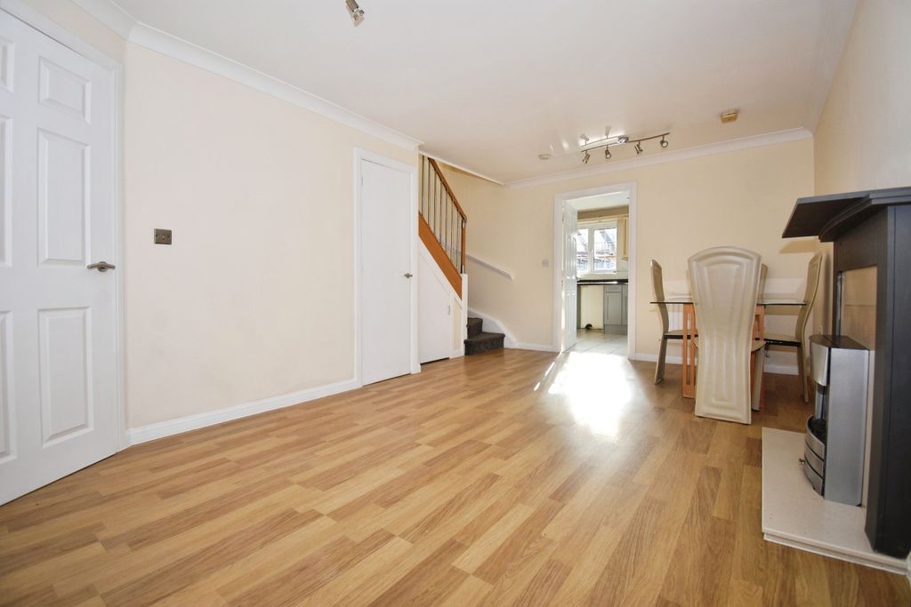 Property photo 3 of 14 Living Room