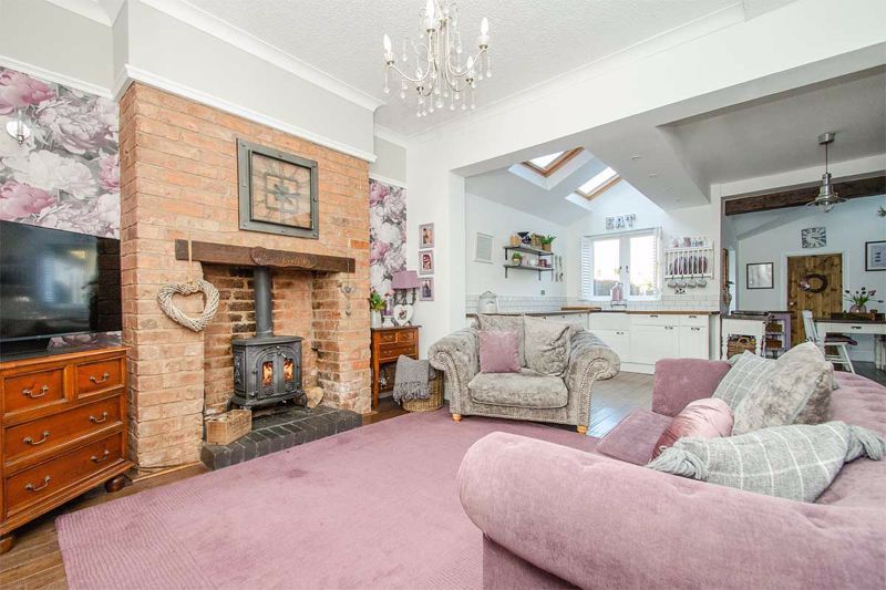 Property photo 2 of 42 Photo 31