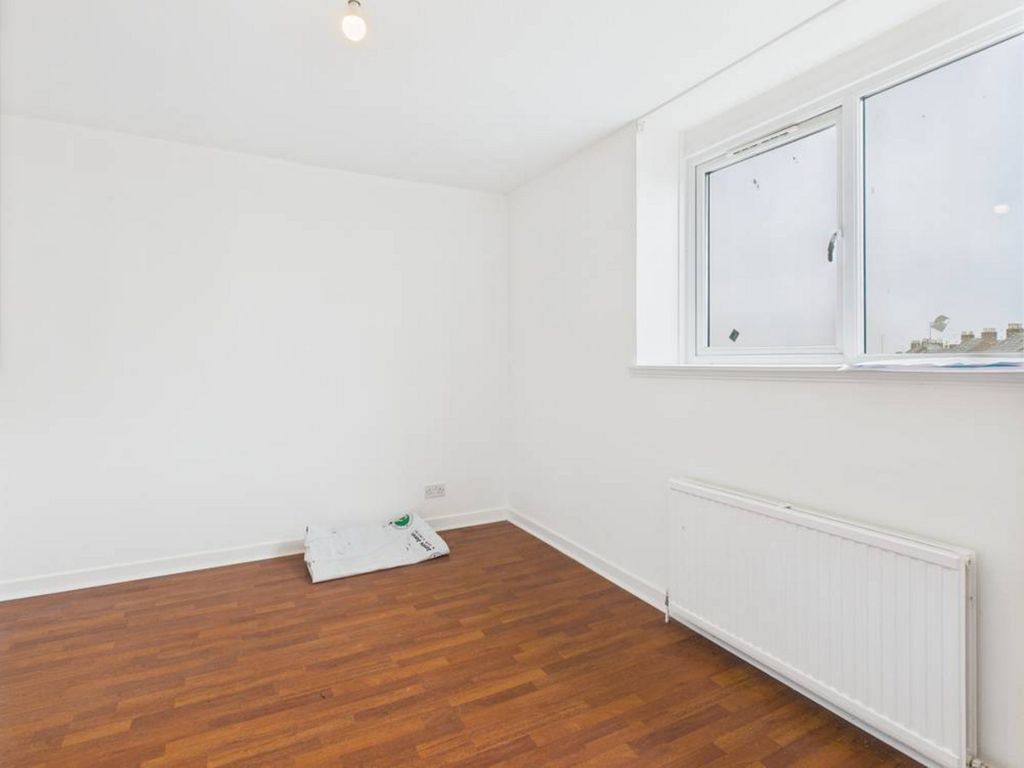 Additional image 10 of 2 bed flat for saleVictoria Road, Peterhead AB42