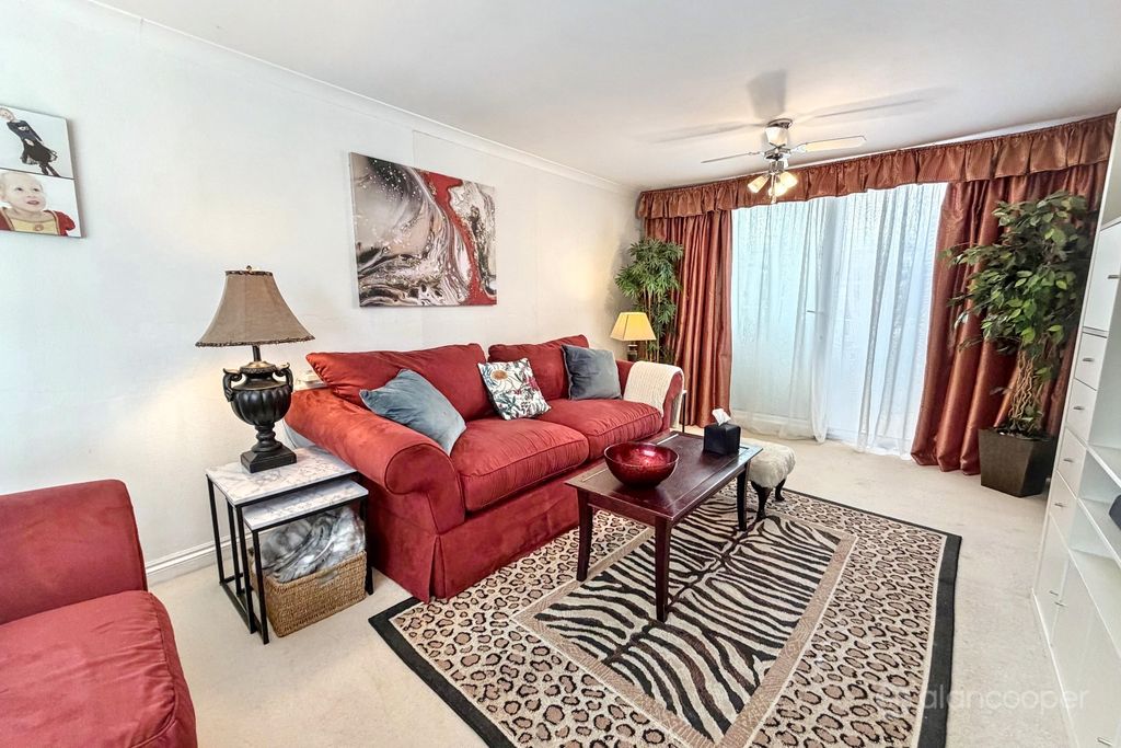 Property photo 3 of 13 5014714