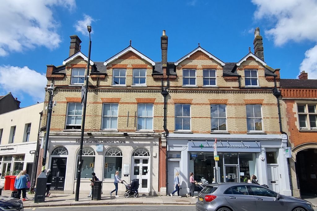 Property photo 1 of 21 59A Barnet High Street, Barnet, Hertfordshire, En5 5Ur