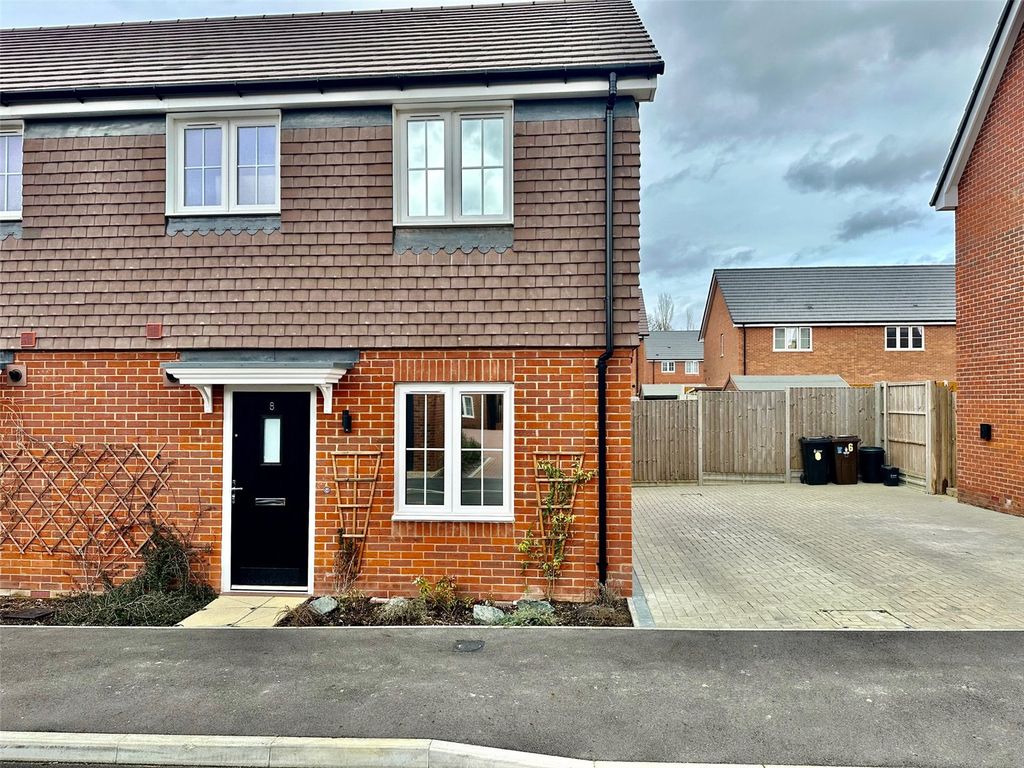 Property photo 1 of 16 Picture No. 23