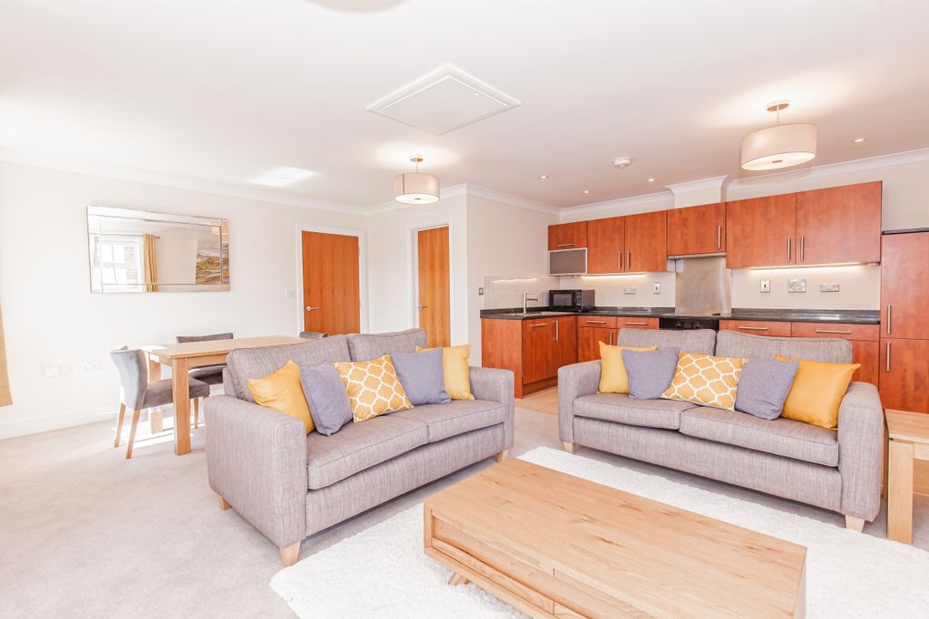 Property photo 1 of 7 142793