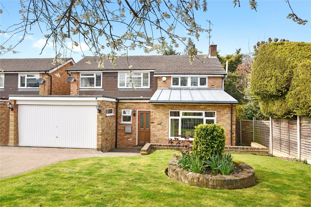 Property photo 1 of 8 External