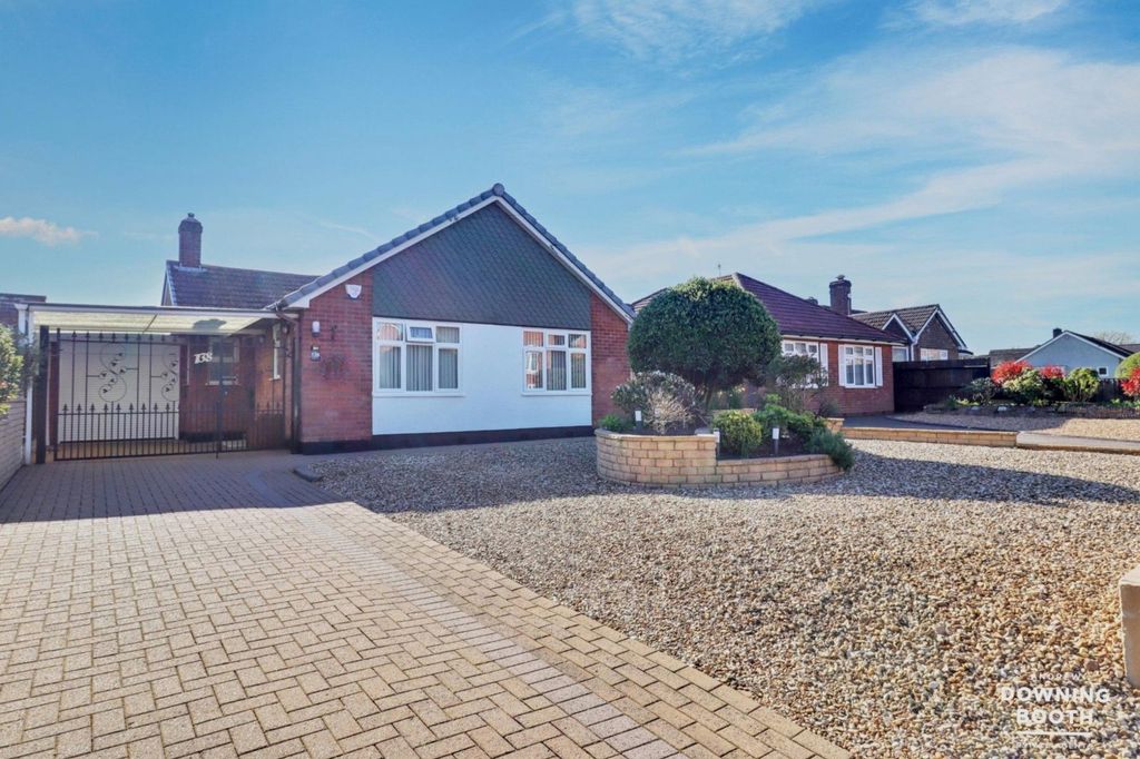 Property photo 1 of 24