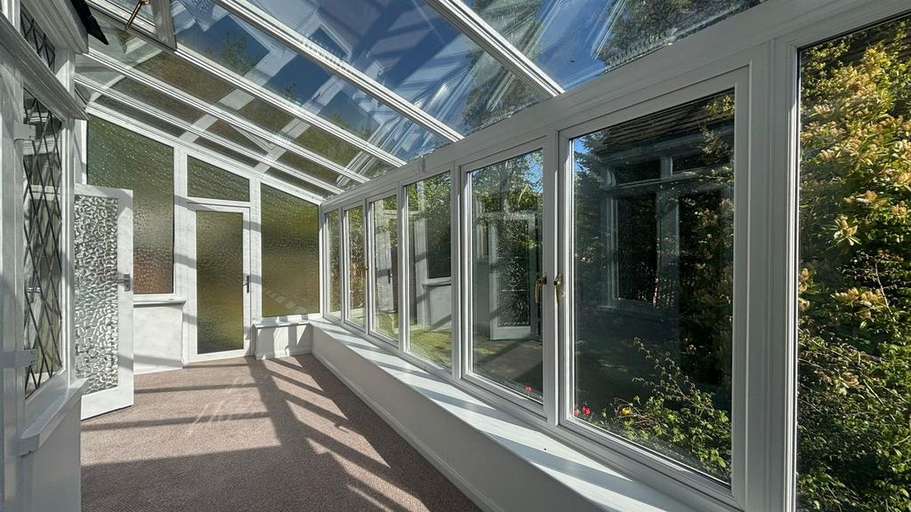 Property photo 3 of 19 Image00004.Jpg