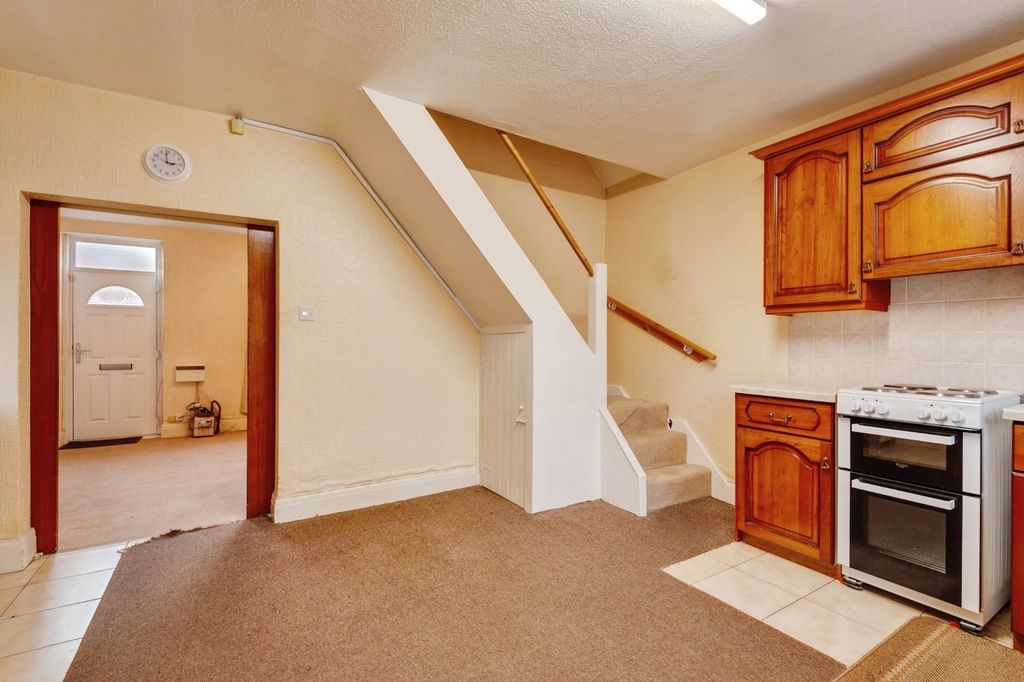 Property photo 3 of 19 Pbox-Img.Jpg