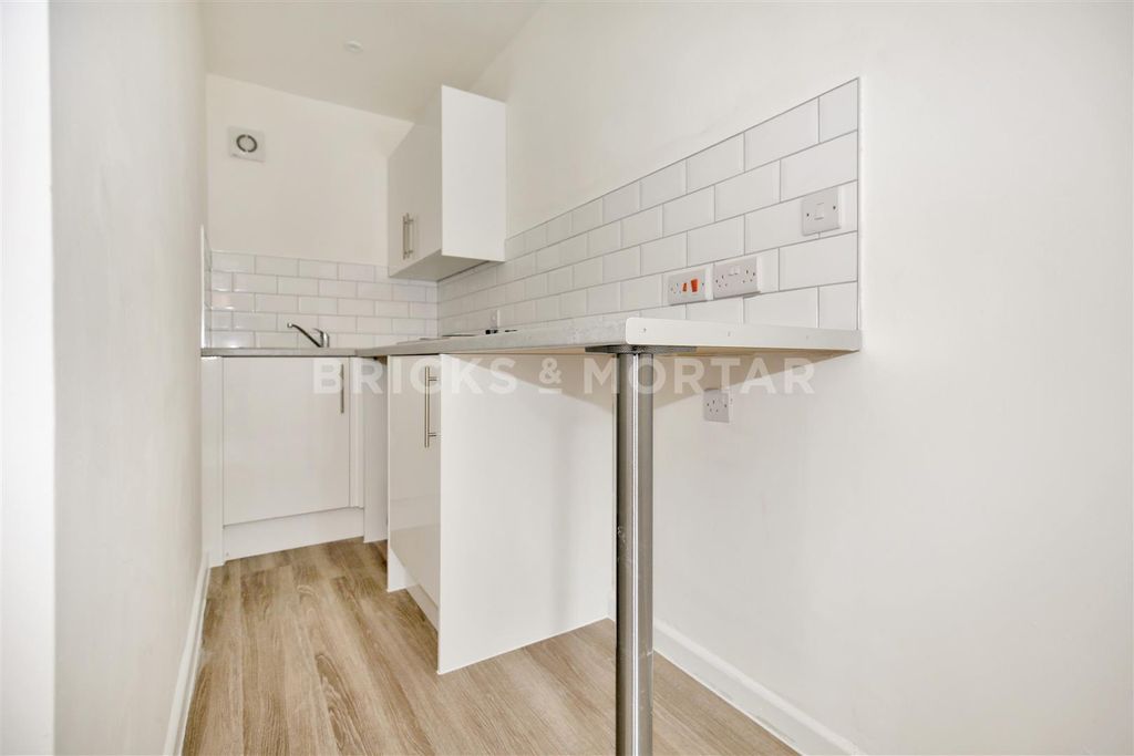 Property photo 3 of 5 Img_1342.Jpg