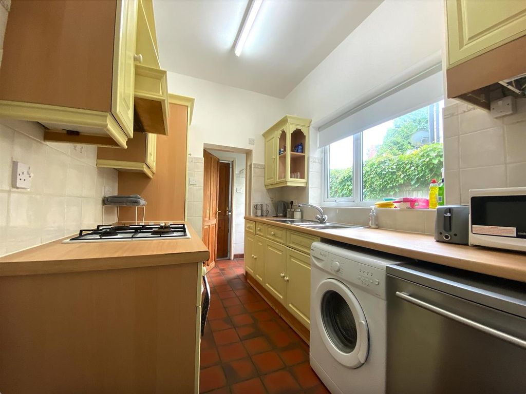 Property photo 3 of 23